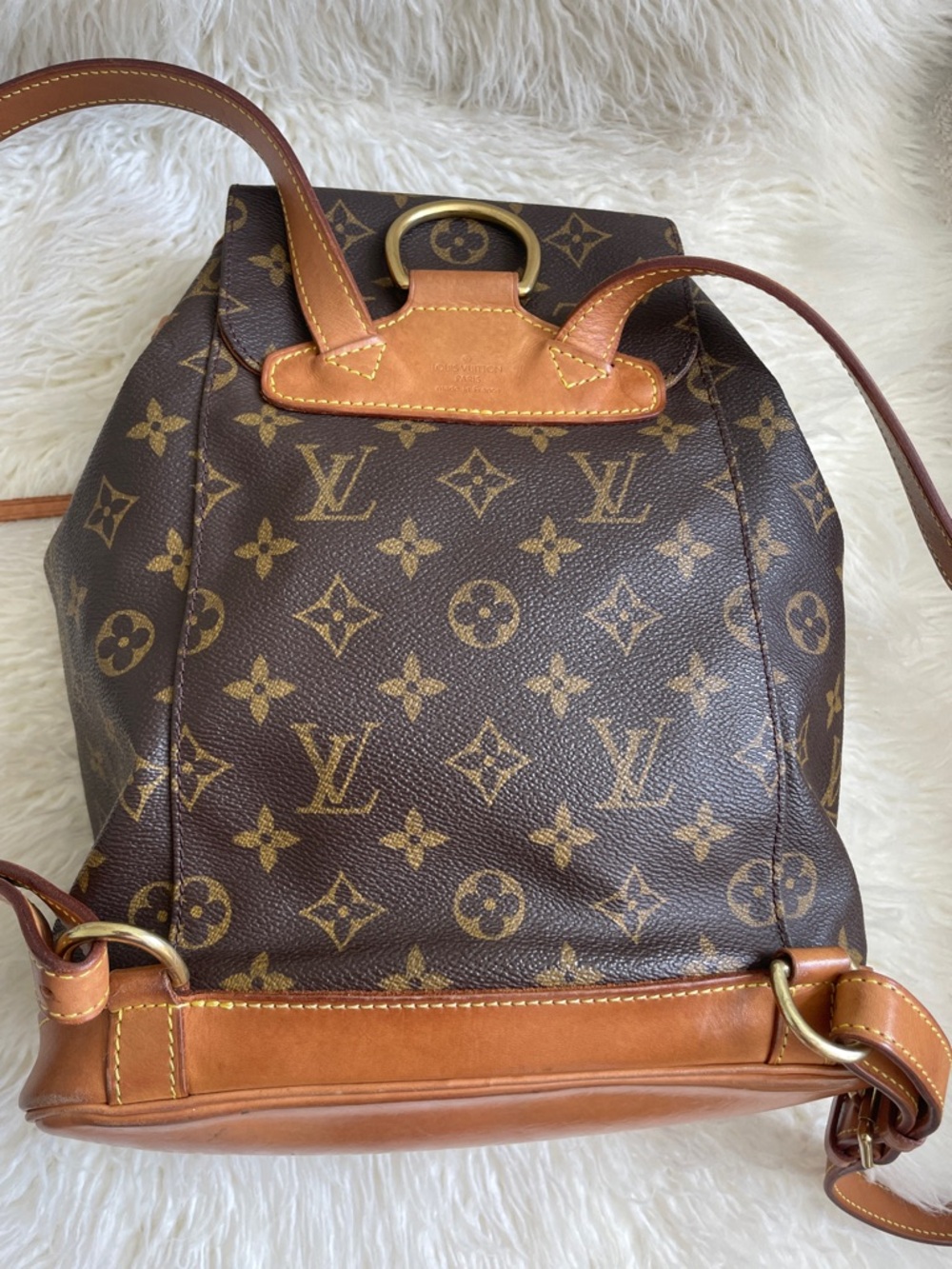 Louis Vuitton MM backpack - Picture 6 of 17